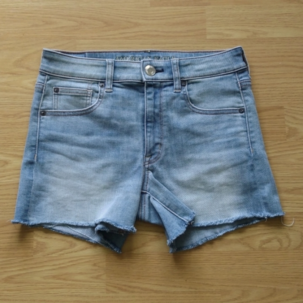 American Eagle Outfitters Hi-Rise Shortie Shorts | Size US 6